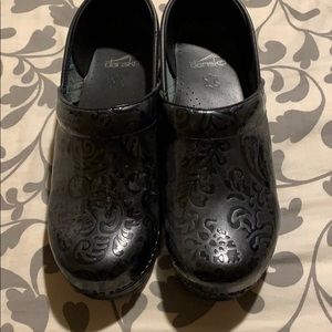 Dansko size 39